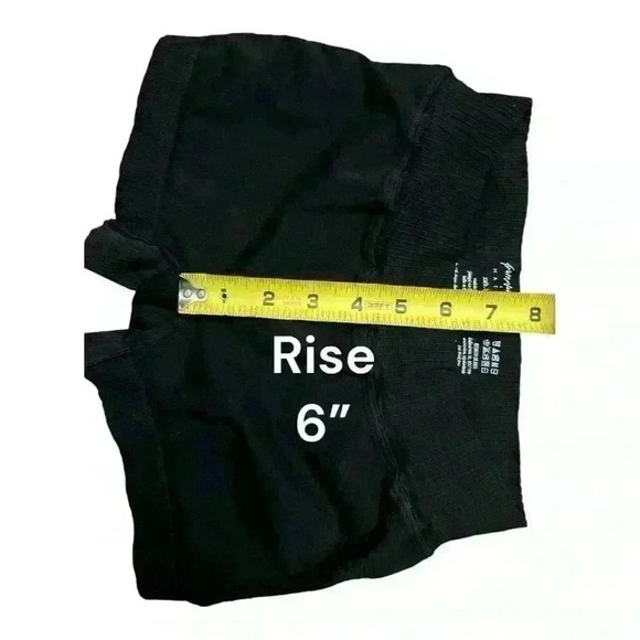 🆕FP Movement Hatch maternity running shorts, size: XS/S TP/P - Picture 8 of 8